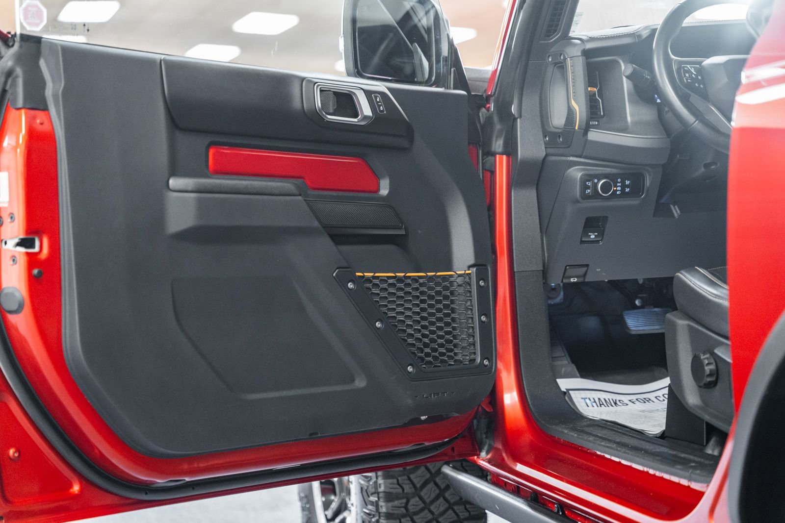 Certified 2024 Ford Bronco Badlands w/ Sasquatch Package image 42