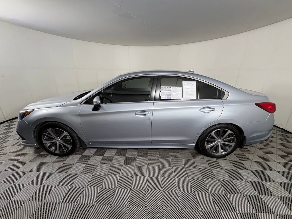 Used 2019 Subaru Legacy 3.6R Limited image 2