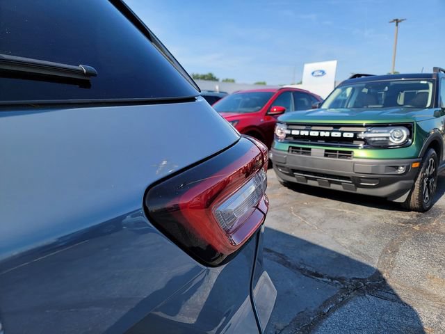 Certified 2023 Ford Escape ST-Line w/ Tech Pack #1 FWD image 11