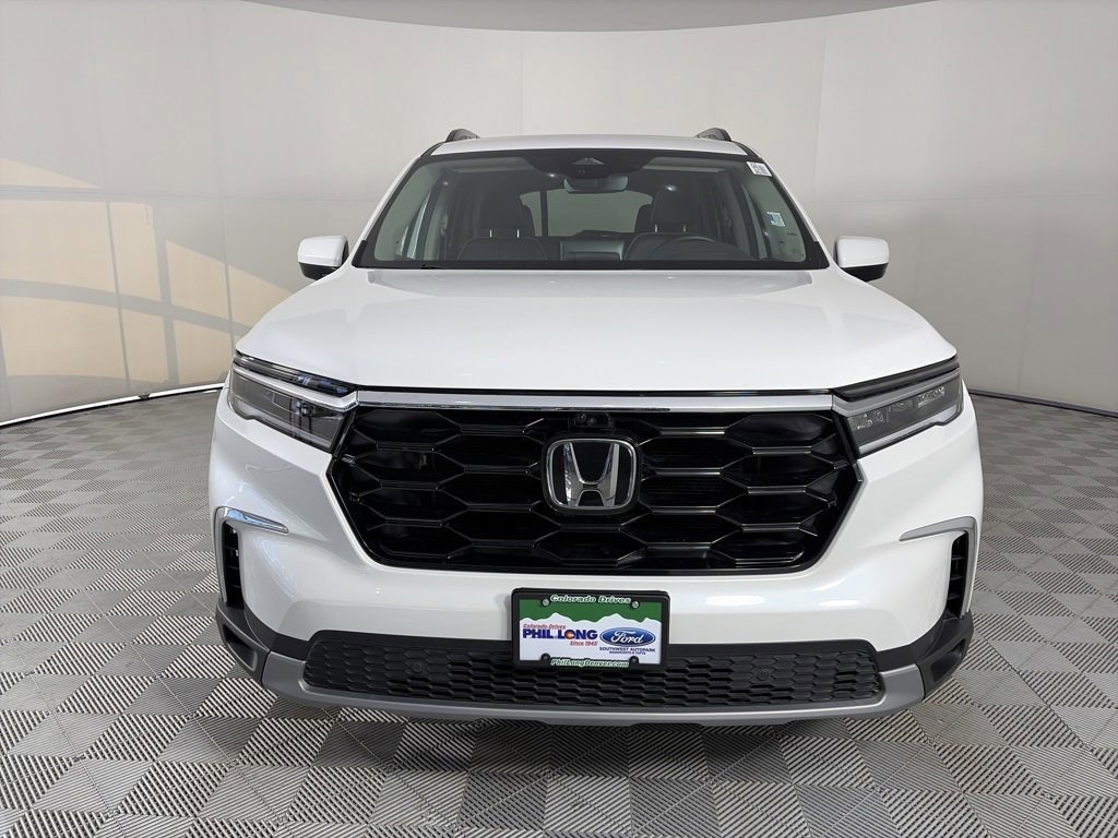 Used 2025 Honda Pilot Elite image 7