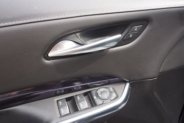 Used 2023 Cadillac XT4 Luxury w/ Cold Weather Package image 19