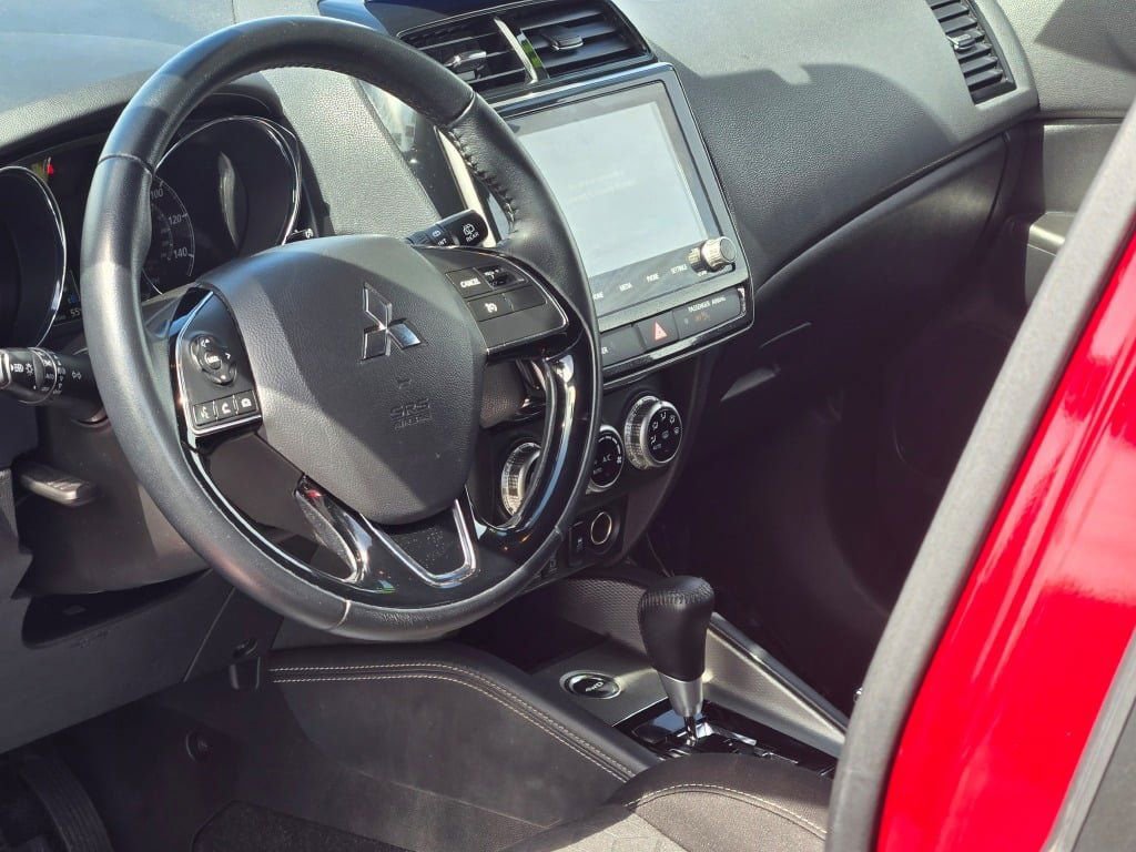 Used 2021 Mitsubishi Outlander Sport SE AWD/4WD image 22