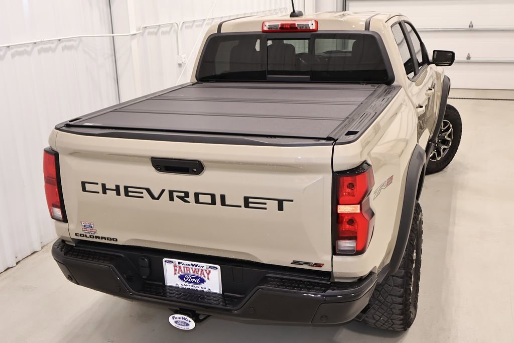 Used 2024 Chevrolet Colorado ZR2 w/ ZR2 Convenience Package III image 40