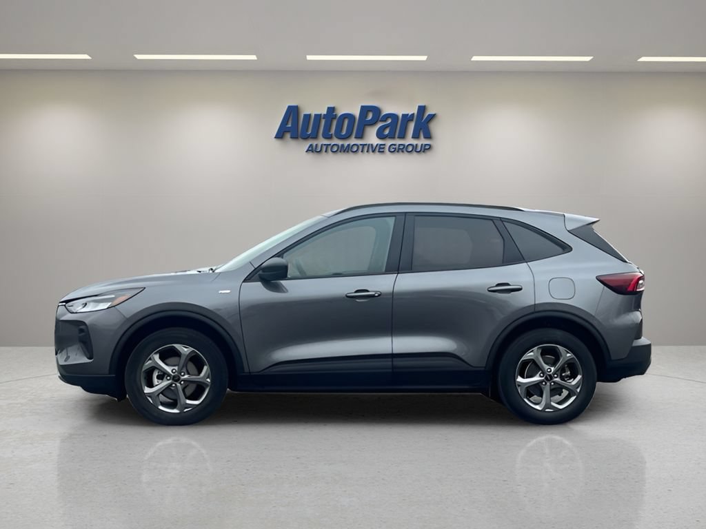Certified 2026 Ford Escape ST-Line AWD/4WD image 4