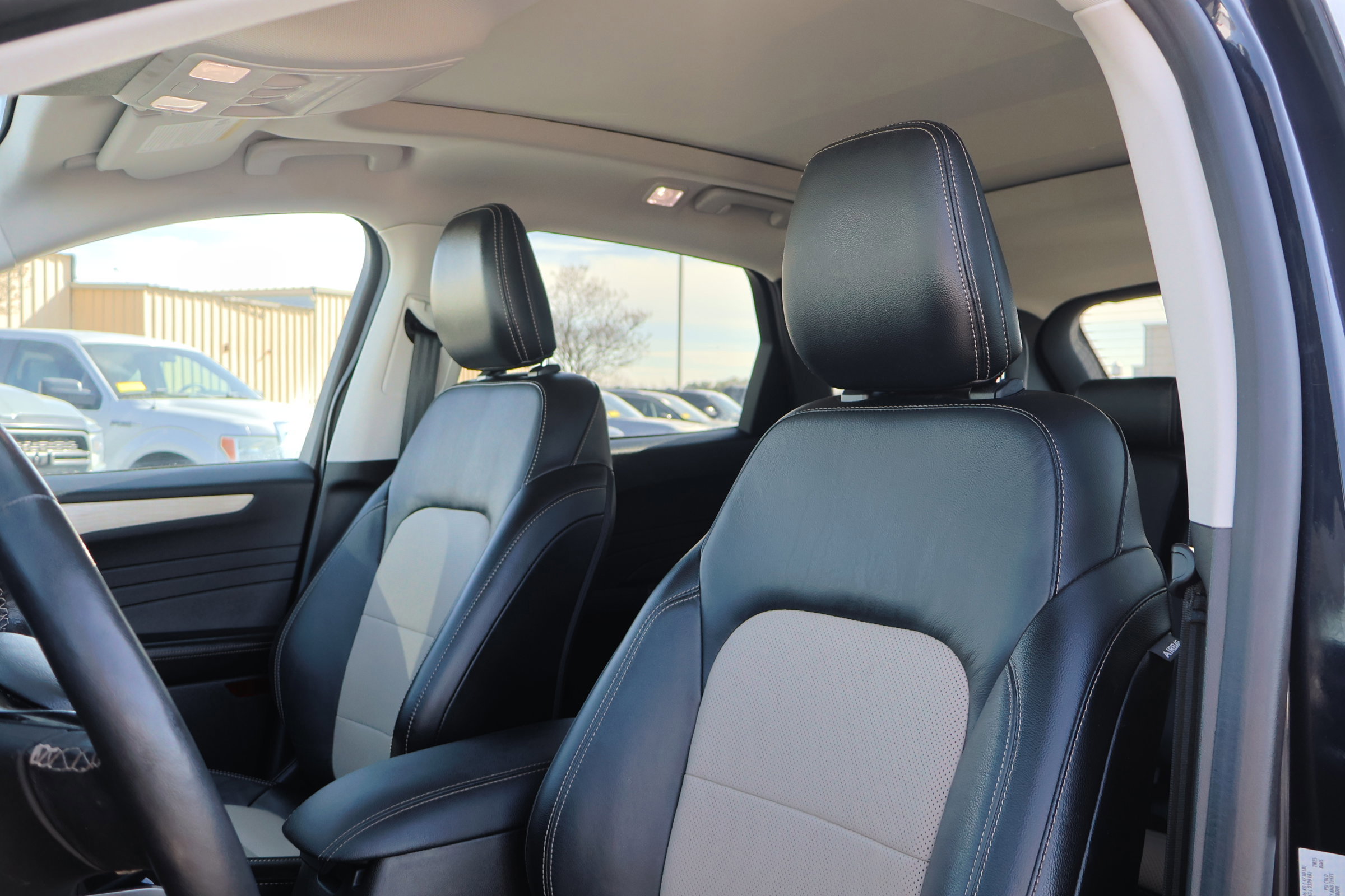 Certified 2021 Ford Escape Titanium w/ Titanium Elite Package image 12