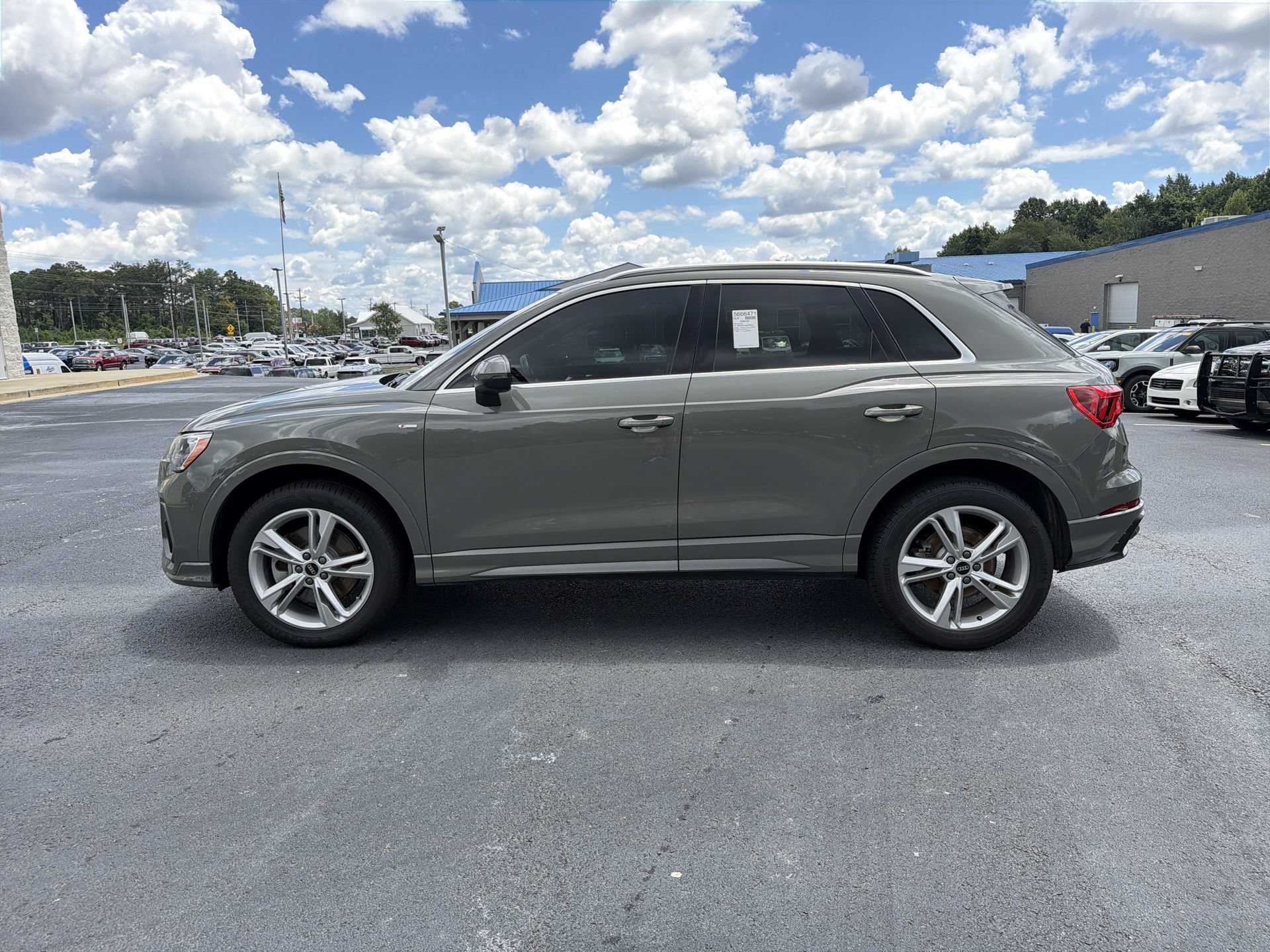 Used 2022 Audi Q3 2.0T Premium AWD/4WD image 13