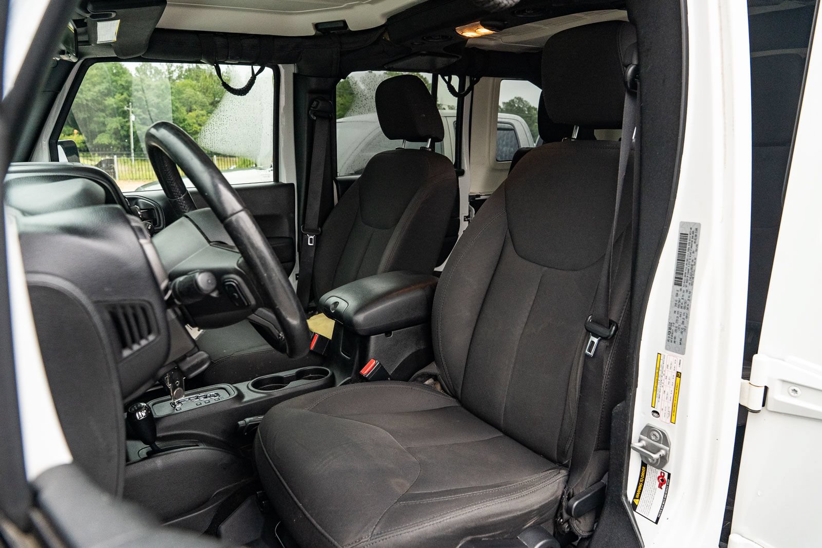 Used 2018 Jeep Wrangler Unlimited Sport S AWD/4WD image 20