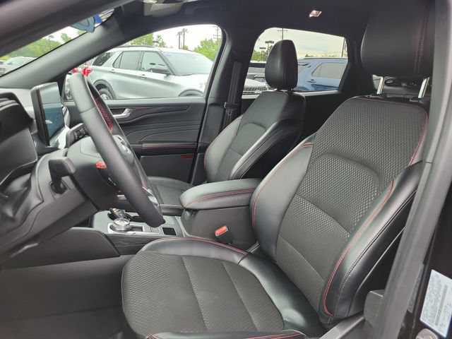 Certified 2024 Ford Escape ST-Line w/ Tech Pack #1 AWD/4WD image 9