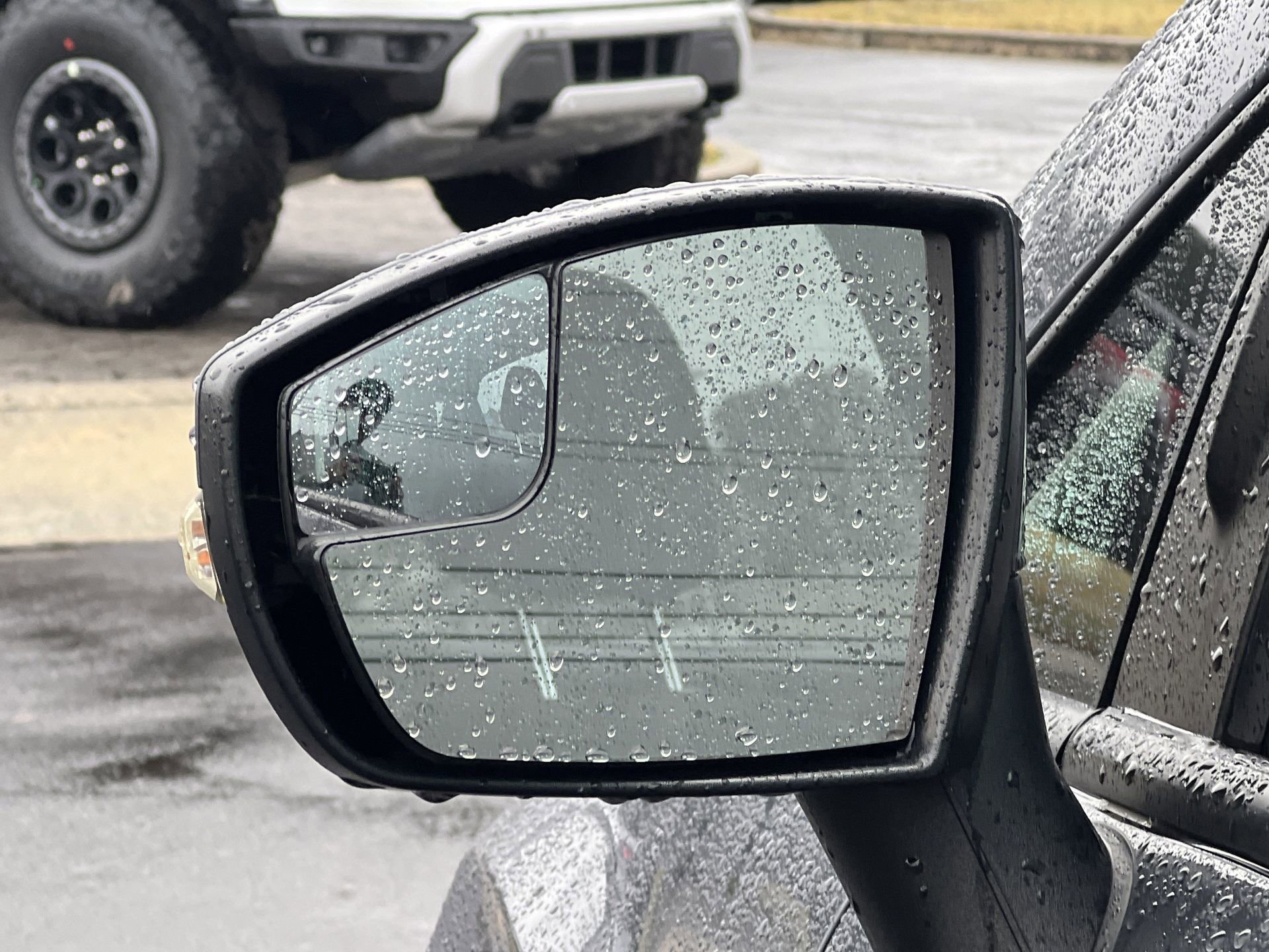 Certified 2021 Ford EcoSport SE image 28