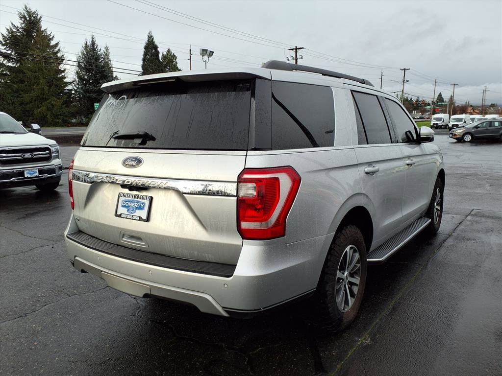 Certified 2019 Ford Expedition XLT w/ Equipment Group 202A image 5