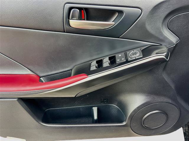 Used 2024 Lexus IS 300 w/ Comfort Package RWD image 18