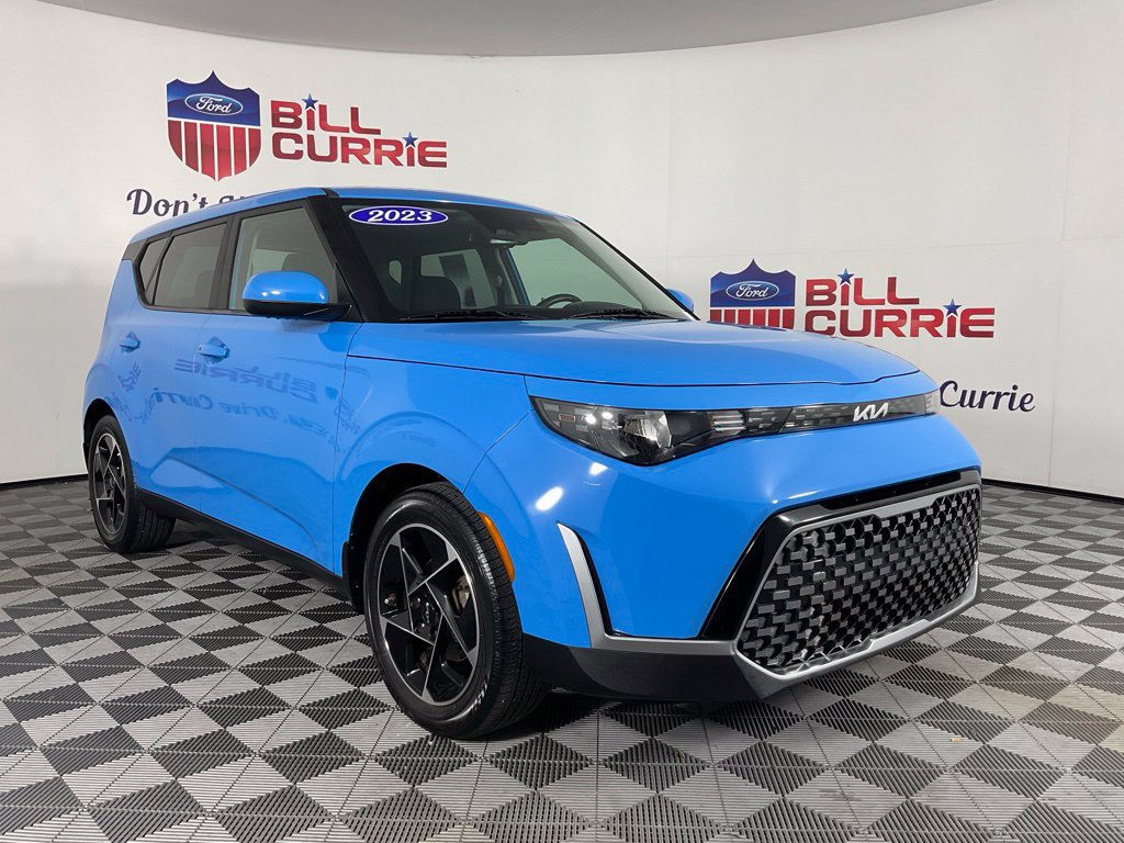 Used 2023 Kia Soul EX FWD image 1