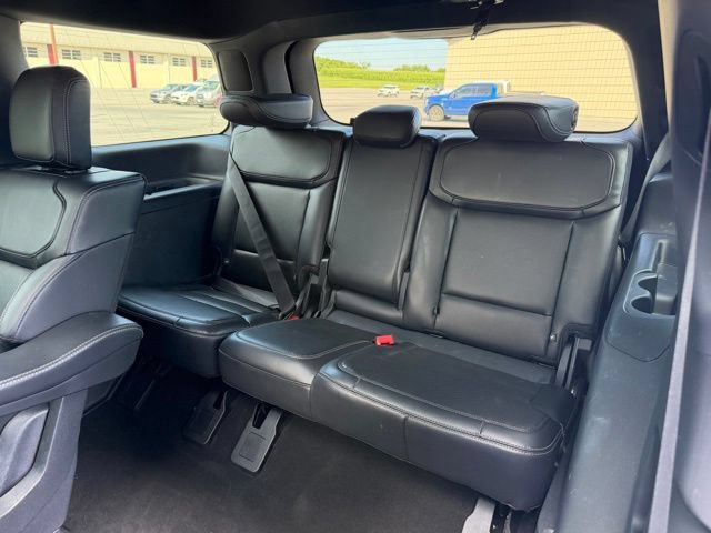 Certified 2025 Ford Expedition Platinum w/ Stealth Performance Package AWD/4WD image 21
