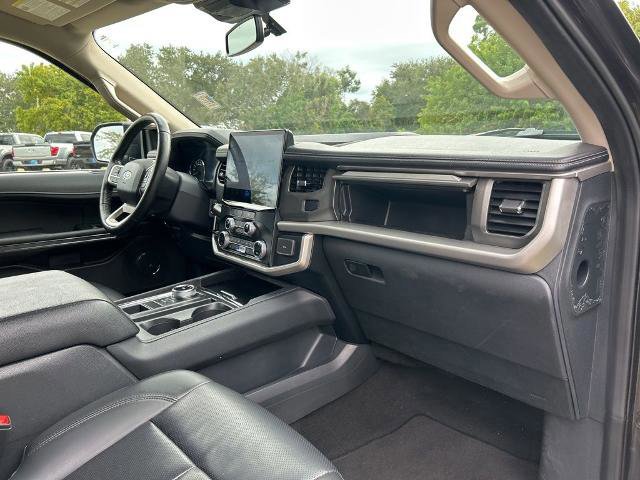 Certified 2024 Ford Expedition Max XLT image 35