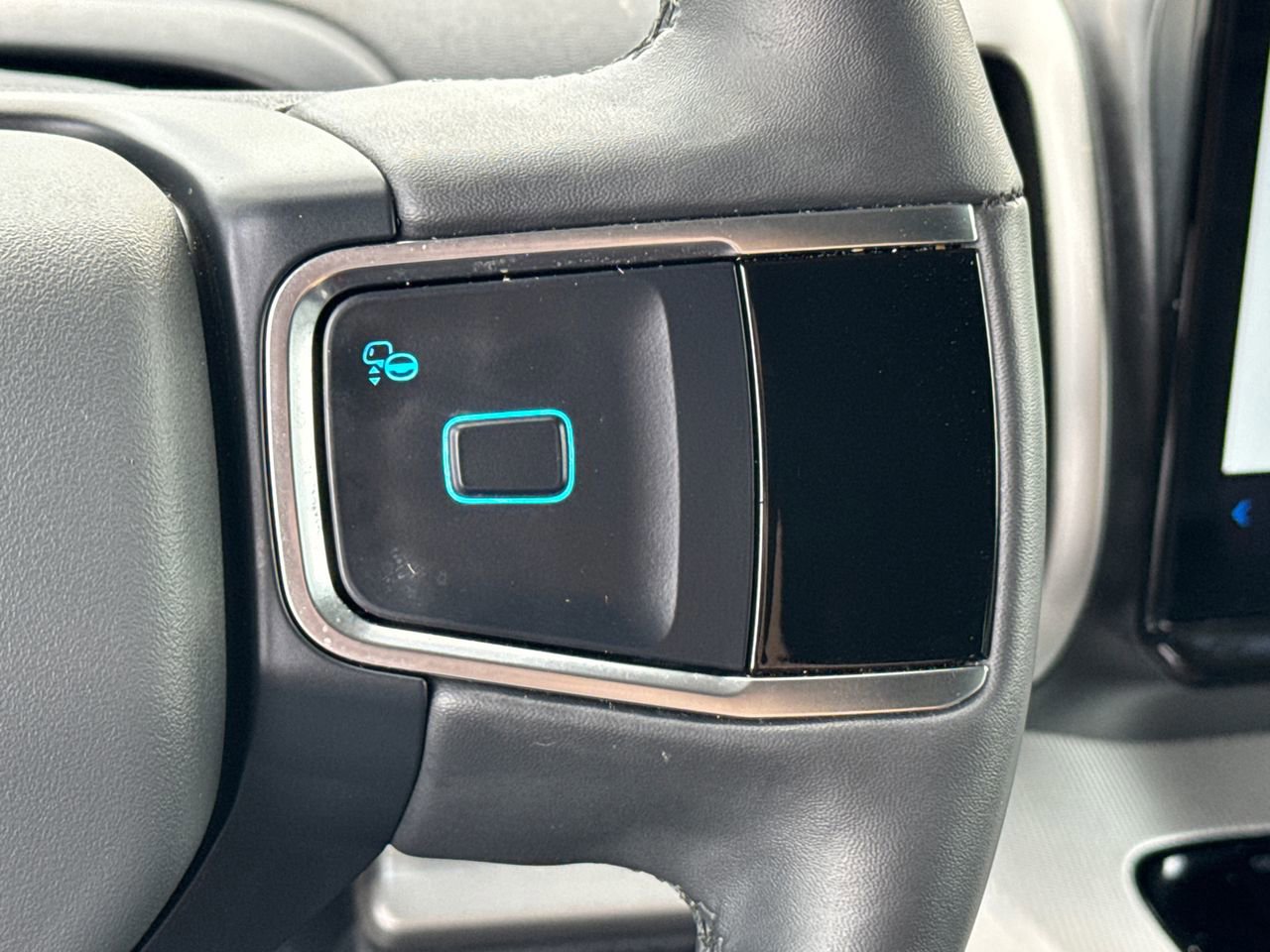 Certified 2025 Ford Expedition Max Active image 29