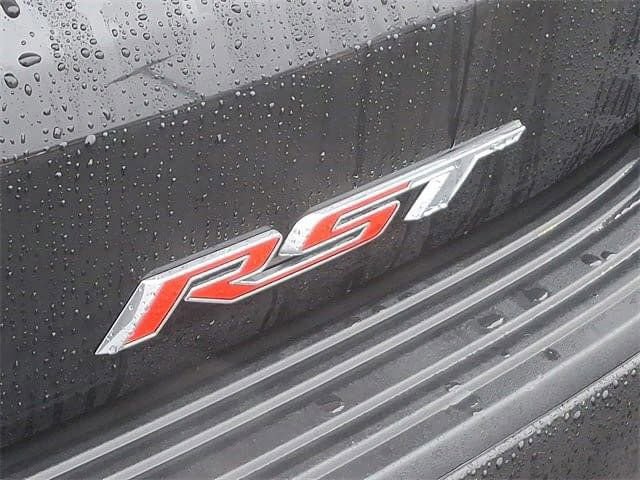 Used 2023 Chevrolet Suburban RST w/ Sport Performance Package image 35