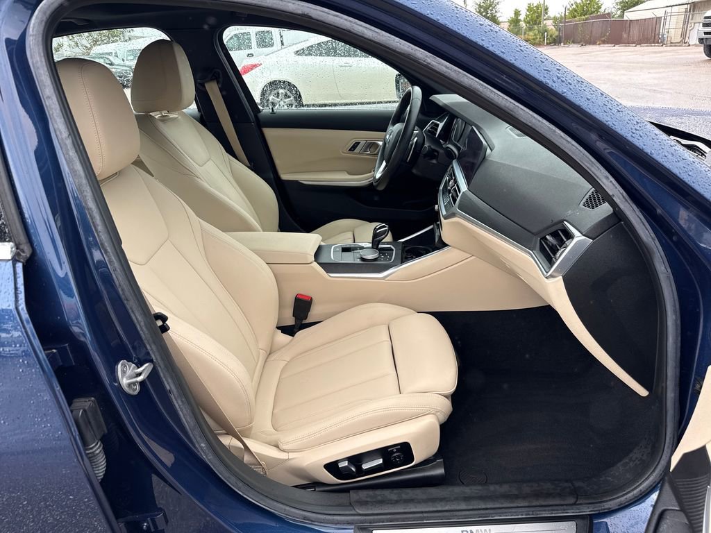 Used 2021 BMW 330i Sedan w/ Convenience Package RWD image 26