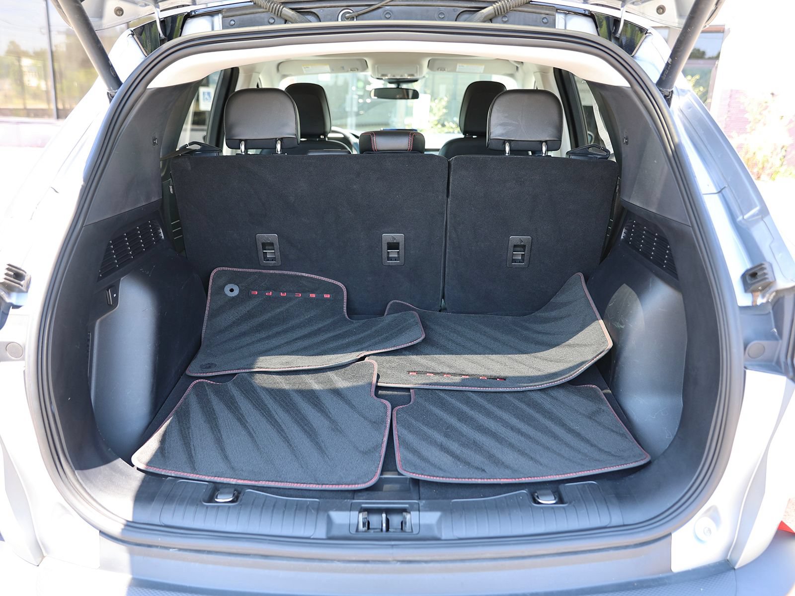 Certified 2022 Ford Escape SEL w/ SEL Stealth AWD Package image 13
