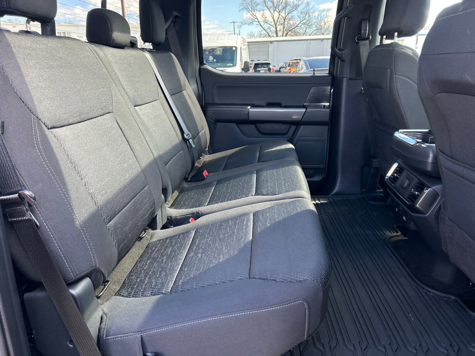 Certified 2022 Ford F150 XLT w/ Equipment Group 302A High image 20