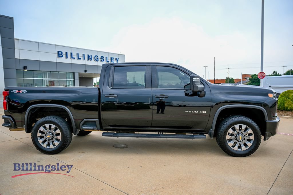 Used 2023 Chevrolet Silverado 2500 Custom w/ Custom Convenience Package AWD/4WD image 8