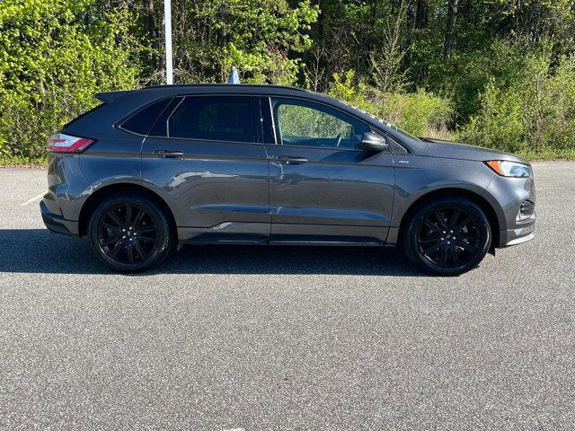 Certified 2020 Ford Edge ST-Line w/ Cold Weather Package FWD image 6