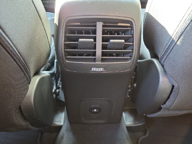 Certified 2023 Ford Escape Active AWD/4WD image 28