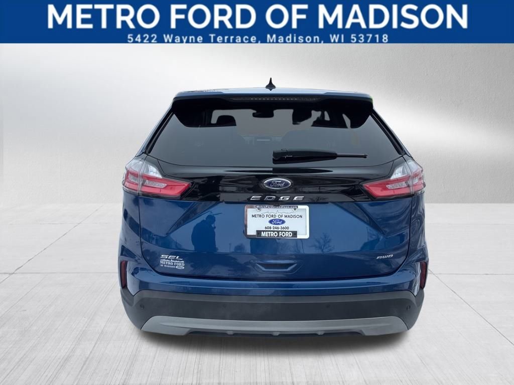 Certified 2023 Ford Edge SEL image 7
