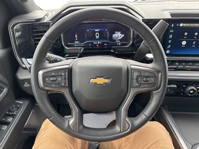 Used 2025 Chevrolet Silverado 3500 High Country w/ High Country Premium Package image 14