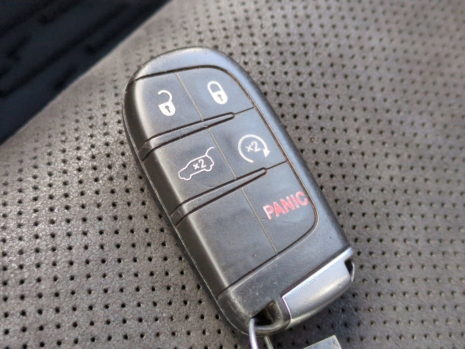 Used 2021 Jeep Grand Cherokee Laredo X image 37