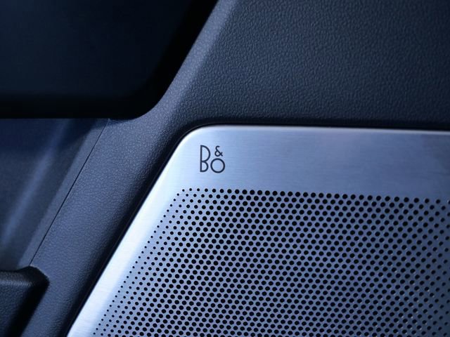 Certified 2022 Ford F150 Raptor w/ Equipment Group 801A High image 31