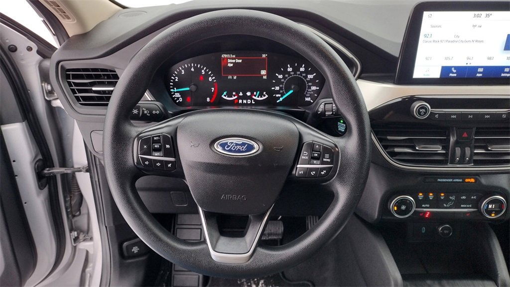 Certified 2020 Ford Escape SE image 15