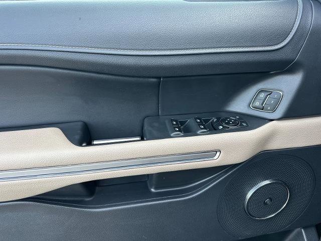 Certified 2024 Ford Expedition Limited image 10