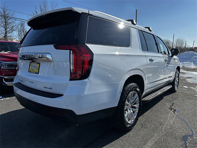 Used 2023 GMC Yukon XL SLE image 5