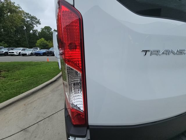 Certified 2025 Ford Transit 250 Low Roof w/ Exterior Upgrade Package RWD image 12