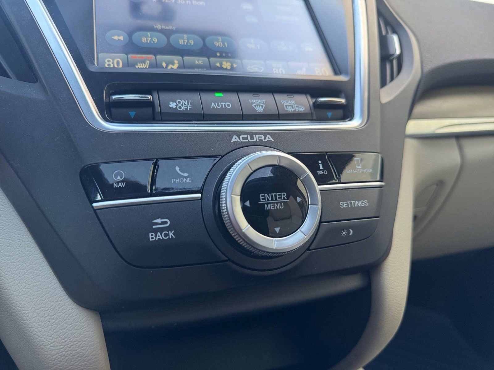 Used 2020 Acura MDX SH-AWD w/ Technology Package image 27