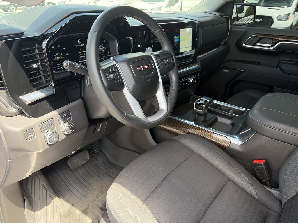 Used 2024 GMC Sierra 1500 Elevation w/ Preferred Package AWD/4WD image 11
