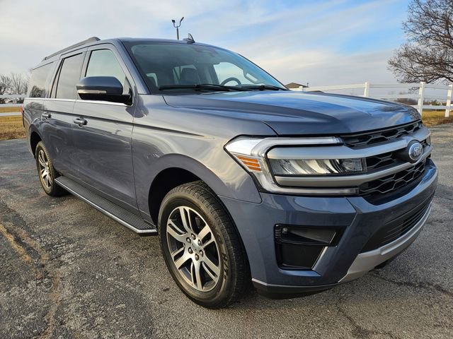 Certified 2023 Ford Expedition Max XLT image 2
