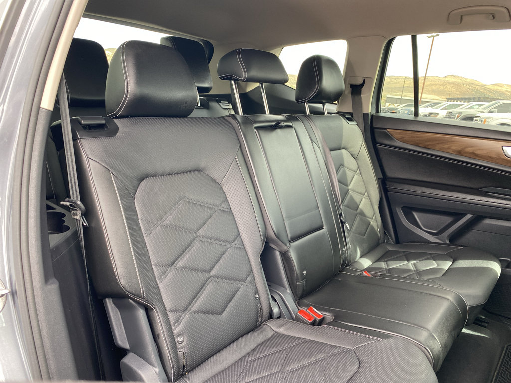 Used 2024 Volkswagen Atlas SE AWD/4WD image 6