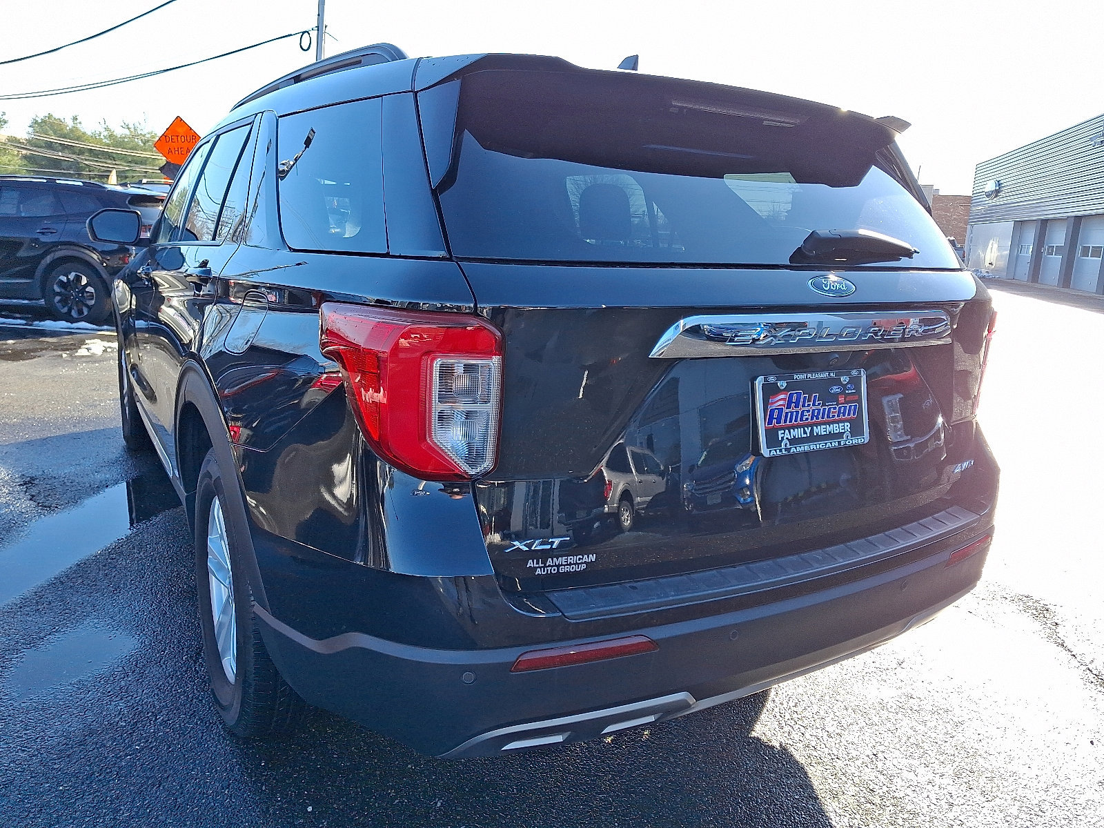 Certified 2022 Ford Explorer XLT w/ Equipment Group 202A image 8