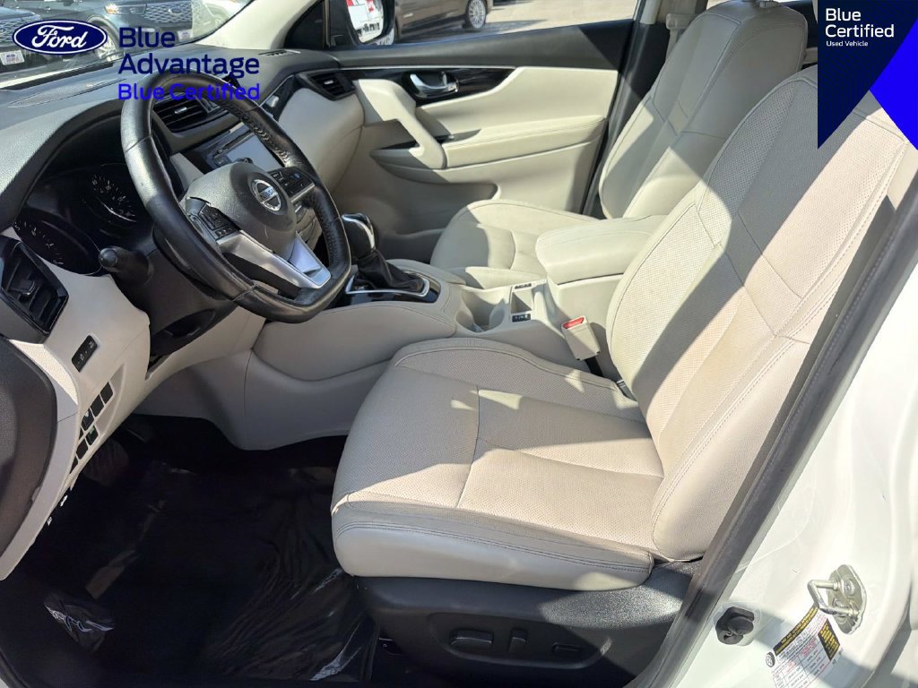 Used 2019 Nissan Rogue Sport SL FWD image 16