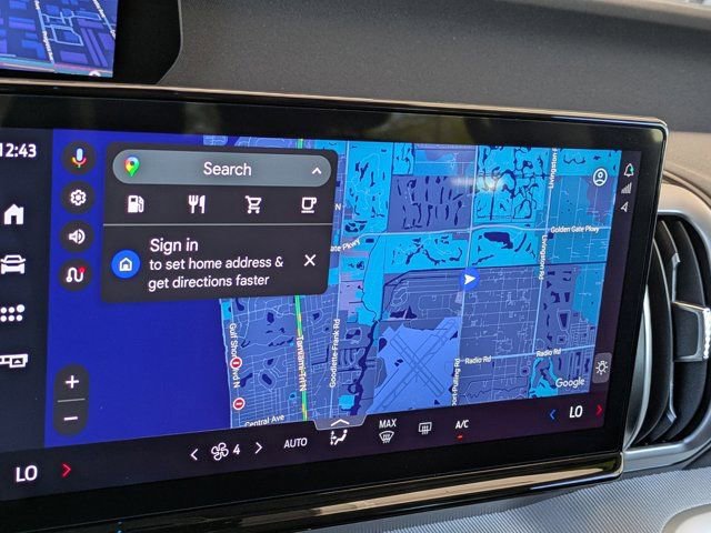 Certified 2025 Ford Expedition Active image 12