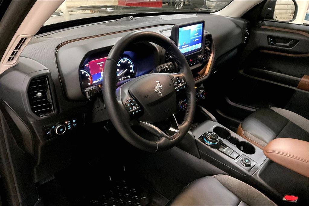 Certified 2023 Ford Bronco Sport Outer Banks w/ Tech Package image 13