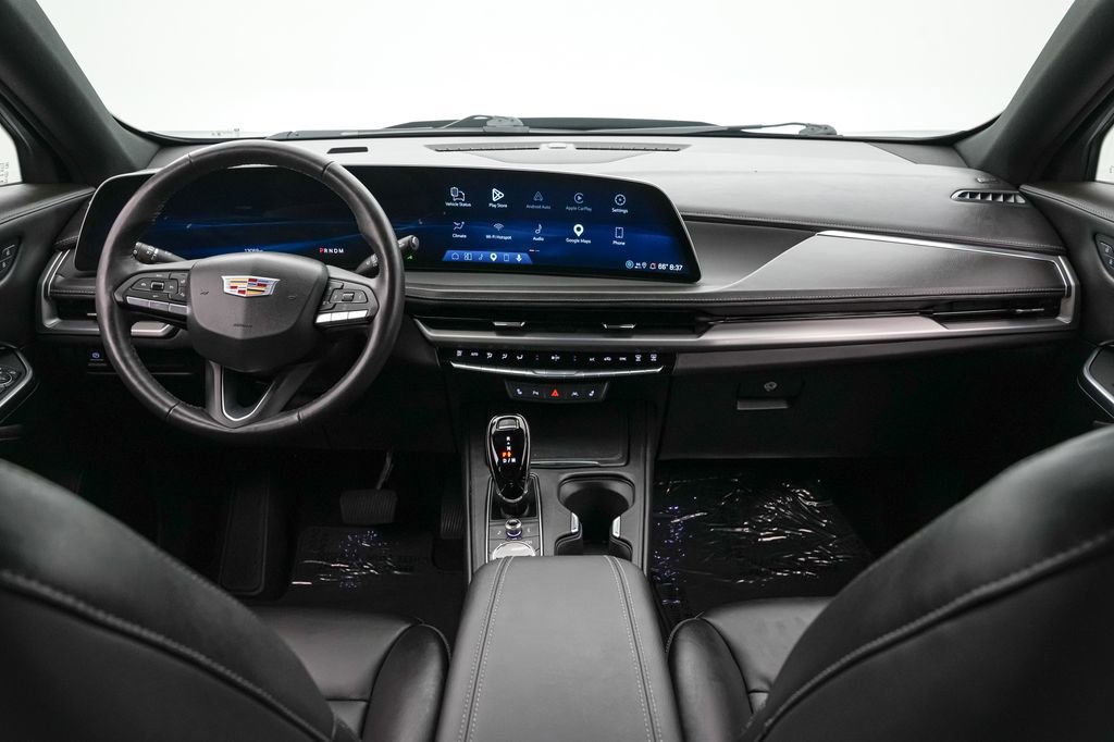 Used 2024 Cadillac XT4 Luxury FWD image 14