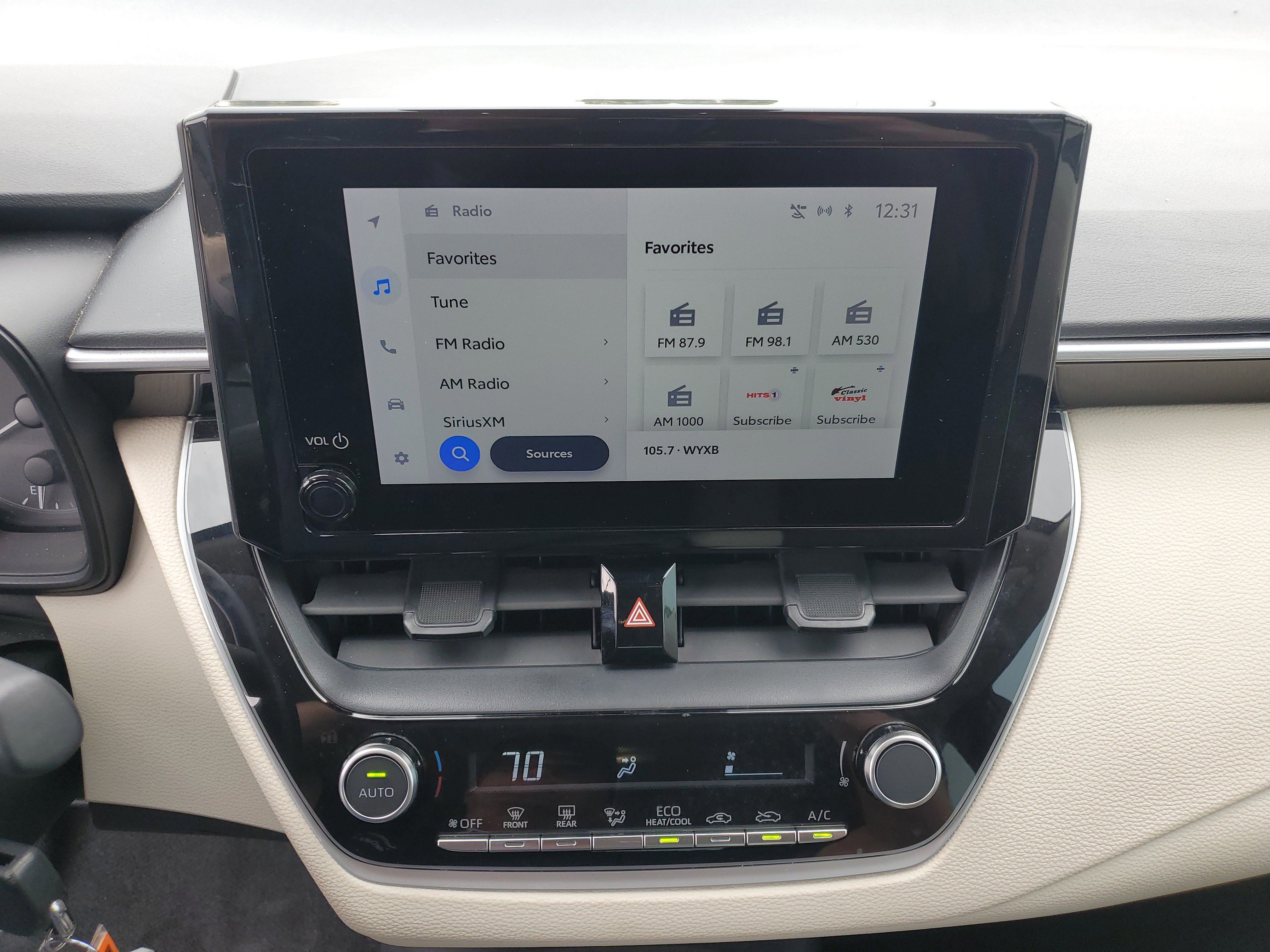 Used 2024 Toyota Corolla LE FWD image 23