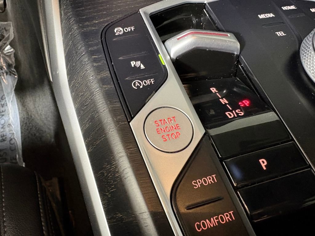 Used 2023 BMW 330i xDrive Sedan w/ Premium Package image 22