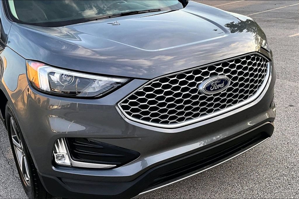Certified 2024 Ford Edge SEL w/ Convenience Package AWD/4WD image 30