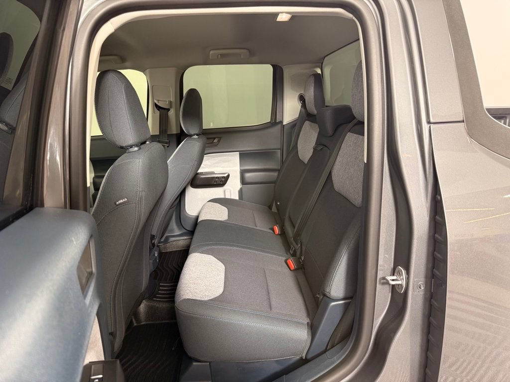 Certified 2025 Ford Maverick XLT w/ XLT Luxury Package FWD image 16