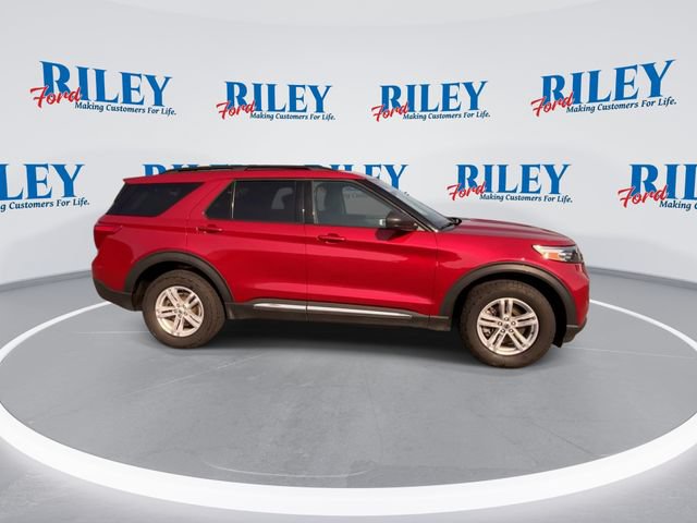 Certified 2022 Ford Explorer XLT w/ Class IV Trailer Tow Package AWD/4WD image 10