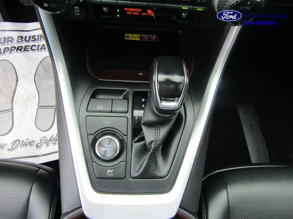 Used 2022 Toyota RAV4 Limited AWD/4WD image 49