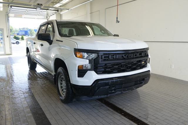 Used 2022 Chevrolet Silverado 1500 W/T w/ WT Value Package AWD/4WD image 17